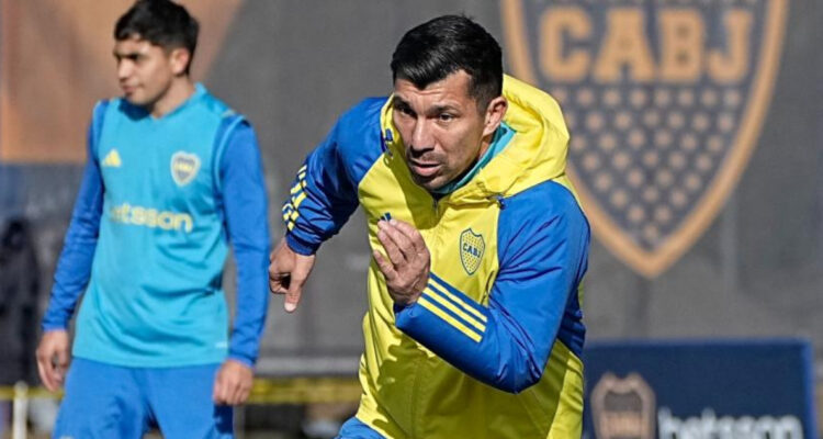 Gary Medel entrenando con el Club Atlético Boca Juniors