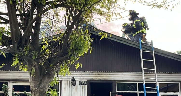 Incendio deja un bombero lesionado en Osorno