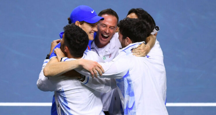 Italia tras coronarse campeón de la Copa Davis 2024