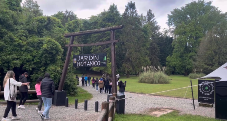 Frontis del Jardín Botánico de la UACh