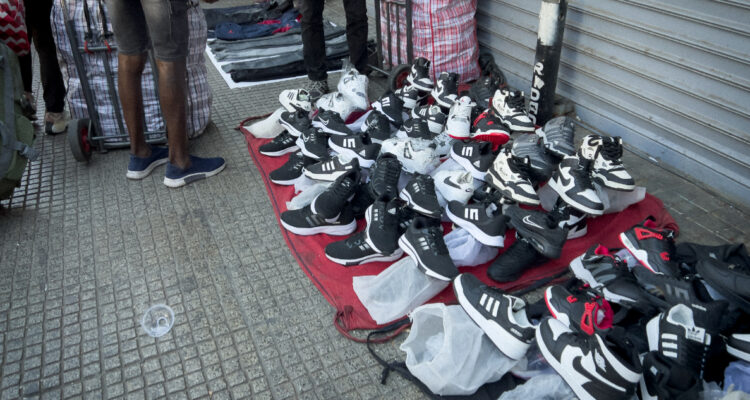 La Ruta del Contrabando: organizaciones se unen en campaña contra el comercio ilícito en Chile