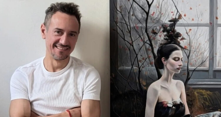 Artista chileno Leo Rebolledo junto a su obra que será enviada a la Luna