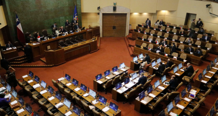 Ley de Migraciones se votará este martes: debate se centrará en derechos y control migratorio