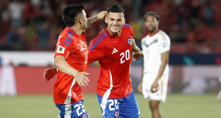 Lucas Cepeda celebra triunfo a Venezuela que revive a La Roja: 