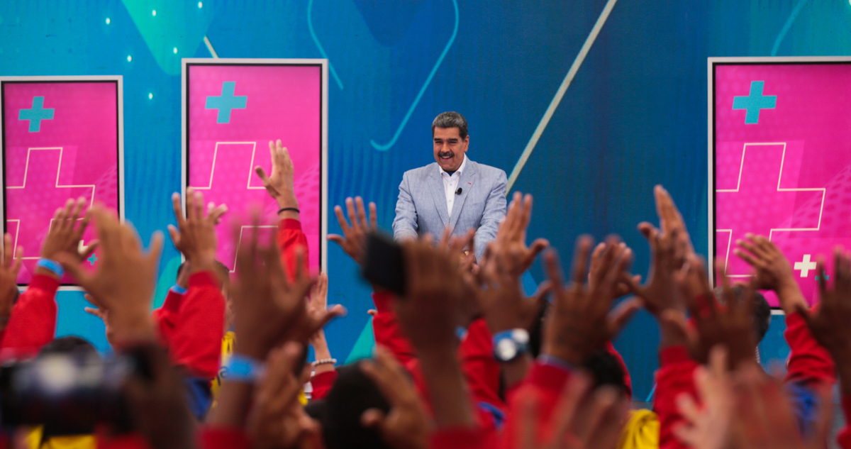 Nicolás Maduro advierte que la oposición “se va a arrepentir” si intenta sacarlo del poder