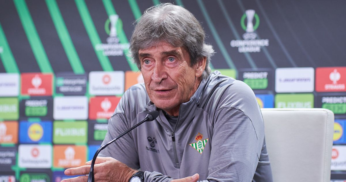 Manuel Pellegrini y su lamento por la inesperada derrota del Betis en la Conference League