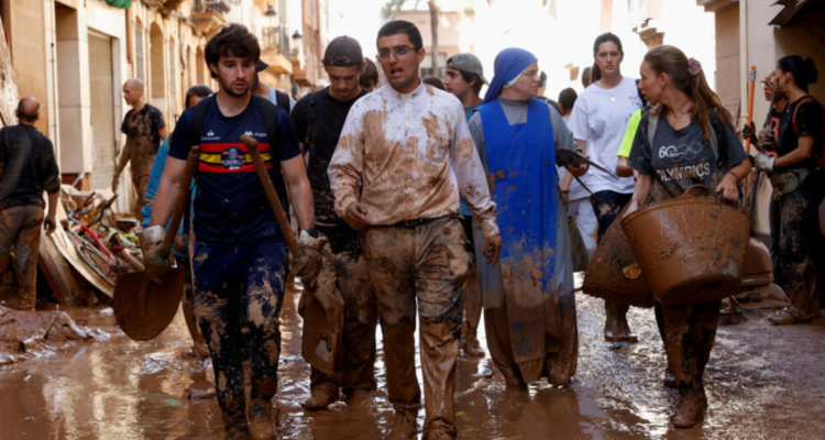 Más de 200 muertos dejan las inundaciones en España, mientras sigue la búsqueda de desaparecidos