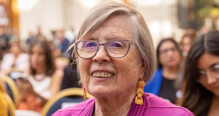 “Nos hará muchísima falta”: mundo político lamenta fallecimiento de diputada Mercedes Bulnes