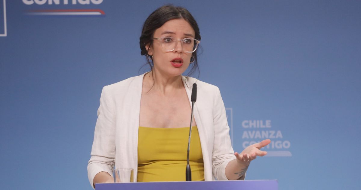 Ministra Vallejo aborda denuncia contra Boric y descarta que el Presidente presente acciones legales