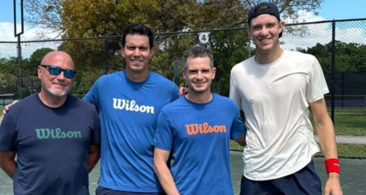 Nicolás Jarry terminó vínculo con su entrenador Juan Ignacio Chela
