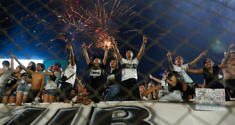 Olimpia investiga a futbolistas de la reserva por presunto arreglo de partidos en Paraguay