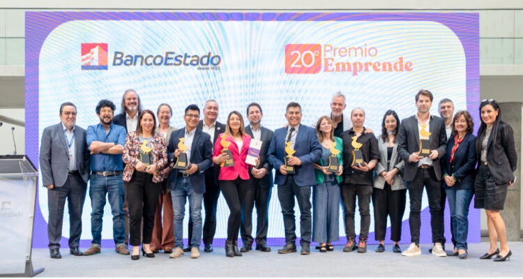 Más de 50 MiPyMes de todo Chile son reconocidas por BancoEstado con el Premio Emprende 2024