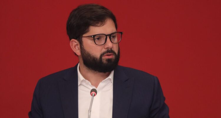 Desde la oposición acusan “intervencionismo” de Presidente Boric previo a segunda vuelta de GOREs