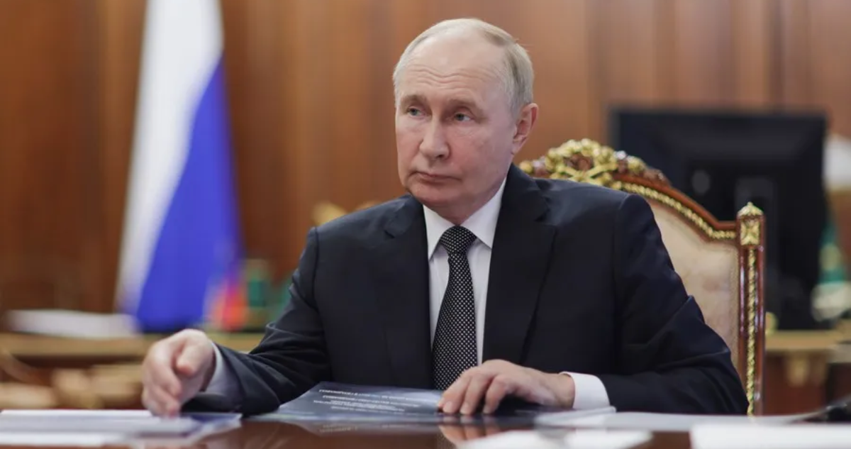 Putin prohíbe adopción de niños rusos a países que permiten cambio de sexo