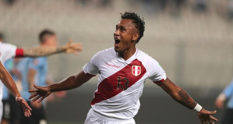 Renato Tapia, baja de Perú contra Chile