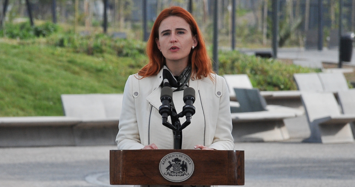 Emilia Ríos renuncia a alcaldía de Ñuñoa para postular en elecciones parlamentarias 2025