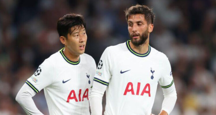 Rodrigo Bentancur y Heung min-son en el Tottenham