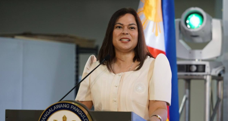 Vicepresidenta de Filipinas asegura que contrató sicario para matar al presidente y su familia