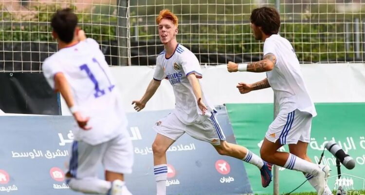 Marc Cucalón se retiró del fútbol con apenas 19 años.