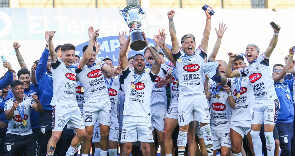 Deportes Melipilla es acusado de deudas impagas con algunos jugadores en Segunda División.