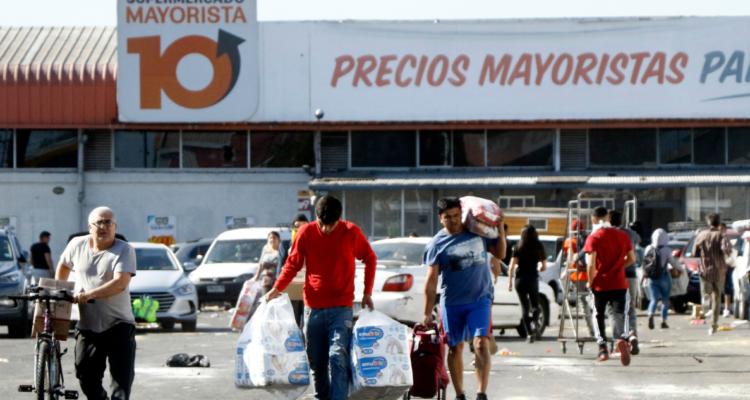 Diputados de RN presentan proyecto para tipificar legalmente los 