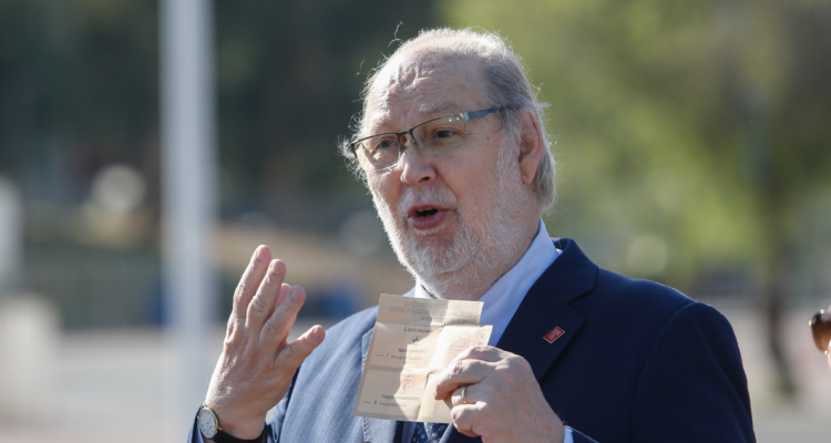 Servel pide regular especificaciones del voto obligatorio con miras a las elecciones del próximo año