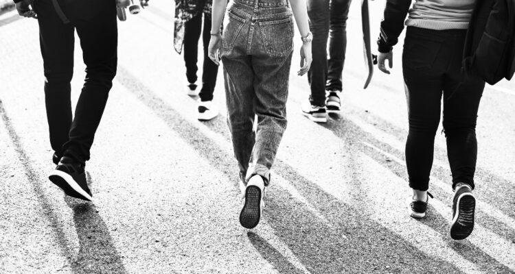 Jóvenes desempleados y sin estudios