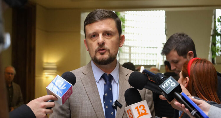 Diputado Schubert solicita reforzar control de consumo de drogas en zonas lacustres en vacaciones