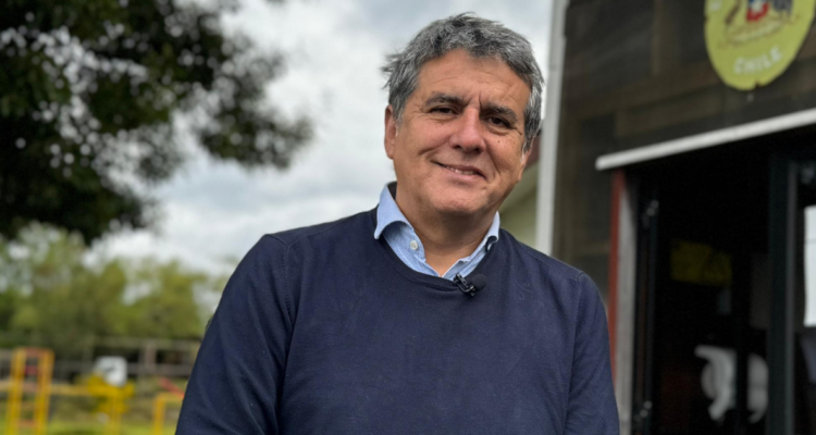 Alcaldes de Los Lagos por gobernador