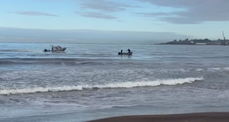 Encuentran cadáver en playa blanca