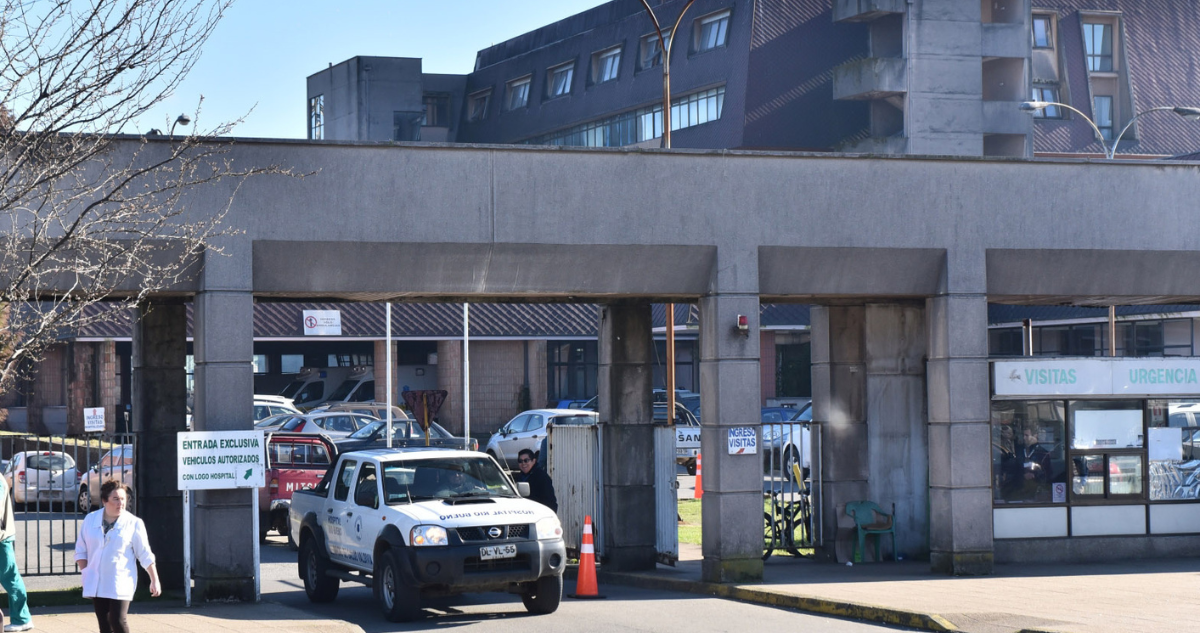 Frontis de Hospital de Valdivia por terreno para nuevo recinto