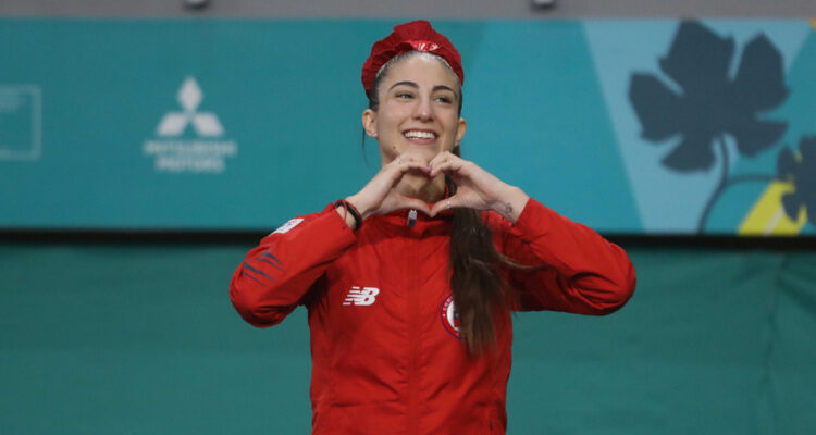 Valentina Toro celebrando en Santiago 2023