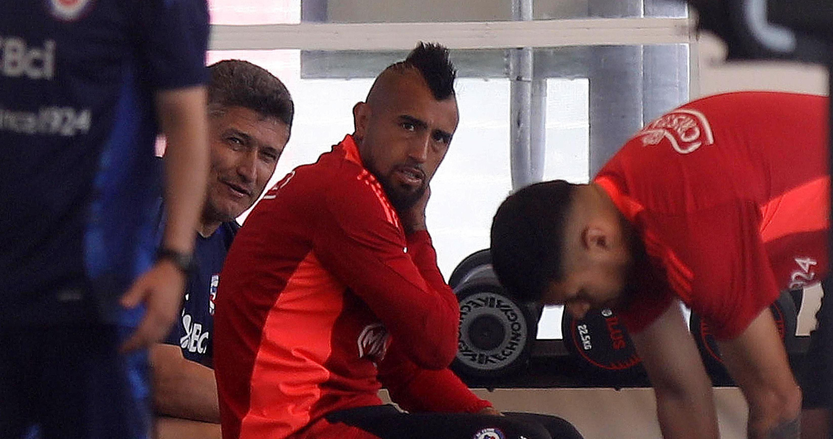 Arturo Vidal asoma como posible capitán de La Roja para crucial duelo ante Perú por Eliminatorias