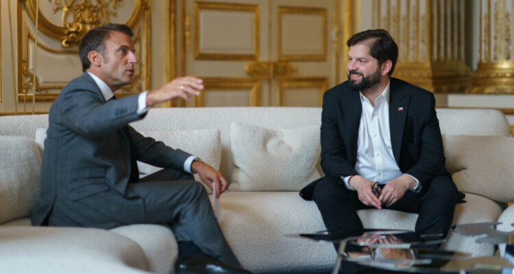 Confirman visita de Macron a Chile: viaje marca nueva etapa en su relación con Latinoamérica