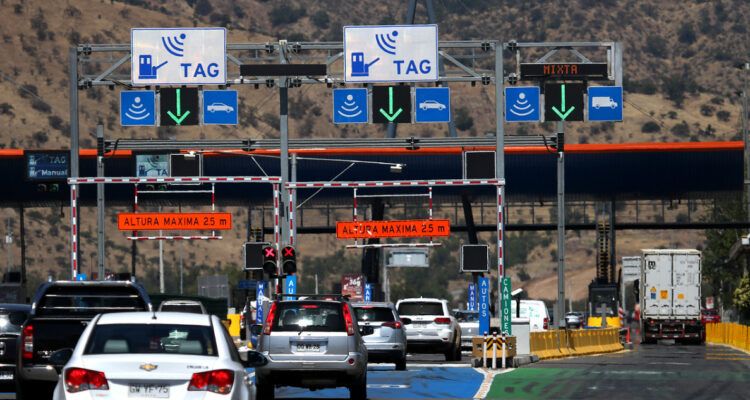 Movimiento No + TAG pide a parlamentarios “ponerse los pantalones” ante alza en precios de peajes