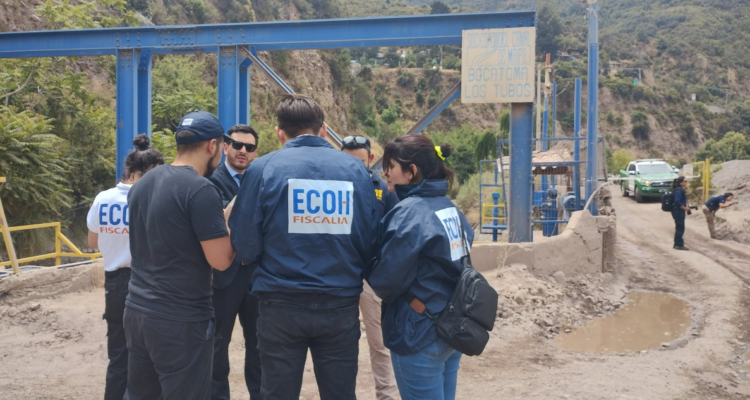 Encuentran cadáver en represa de San José de Maipo: estaba bajo el agua y con impactos de bala