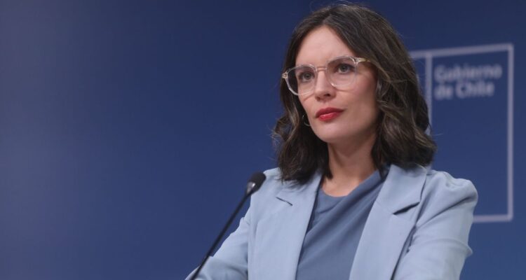 Vallejo por plazos de isapres: “Son propuestas sostenidas por senadores de Chile Vamos y Demócratas”