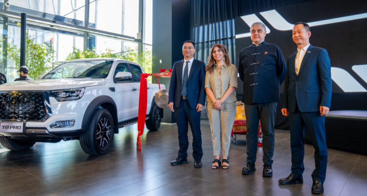 JAC se relanza con Gildemeister y presenta sus primeras camionetas automáticas en Chile