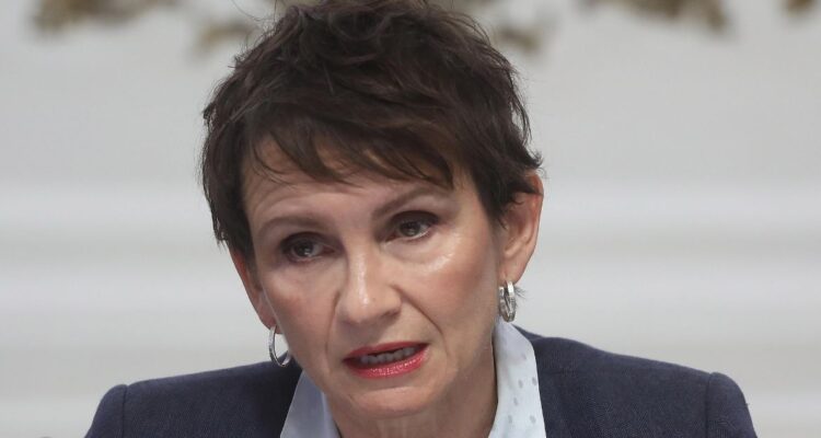 Tohá desdramatiza votos PC y FA contra Ley Antiterrorista: “No hay que transformar esto en tragedia”