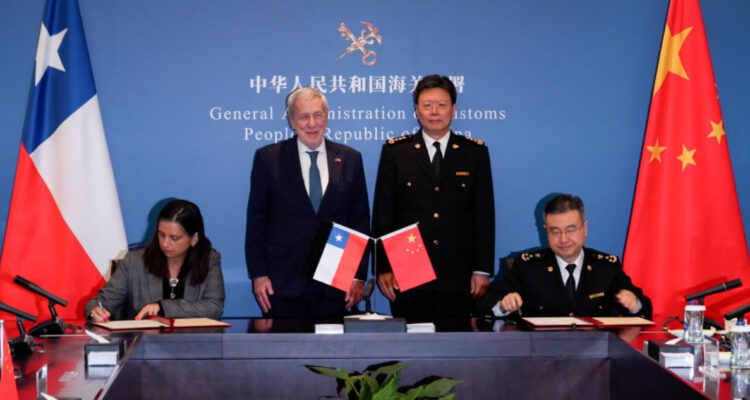 Gobierno reafirma lazo con China y dice que inversiones de sus empresas son “bienvenidas” en el país