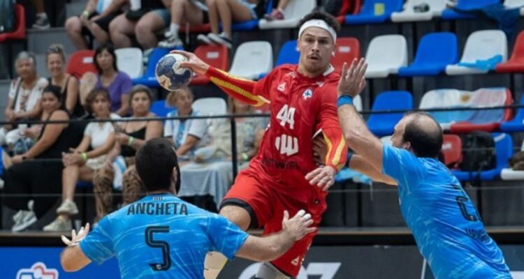 Chile confirma prenómina para Mundial de Balonmano: Erwin Feuchtmann y hermanos Salinas lideran equipo