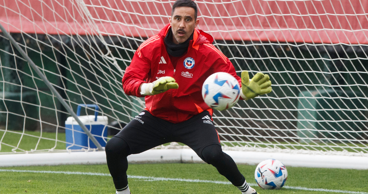 Colo Colo no se rinde y aún sueña con el regreso de Claudio Bravo: “La decisión depende de él”