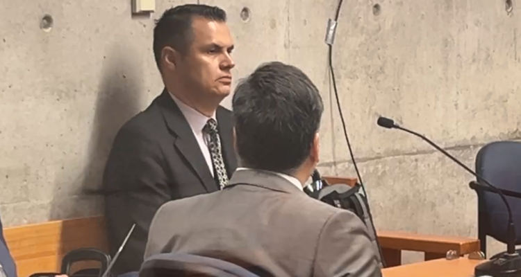 Arraigo nacional para Claudio Crespo ante nueva denuncia: excarabinero acusa persecución de Fiscalía