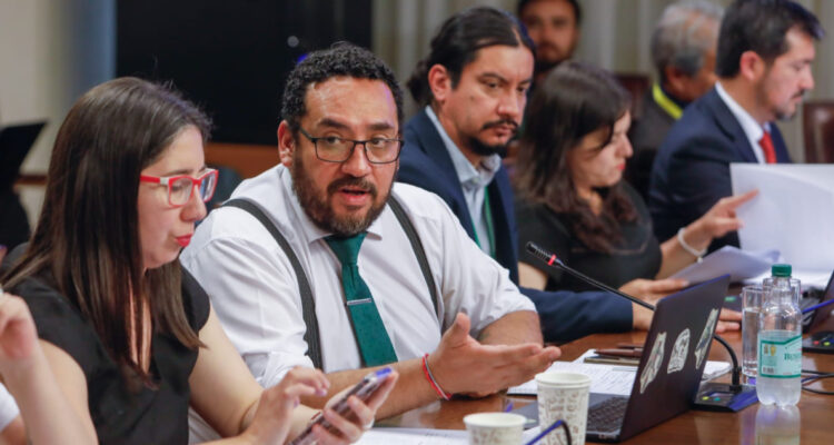 Comisión de Educación de la Cámara aprueba proyecto de pago de la deuda histórica de profesores