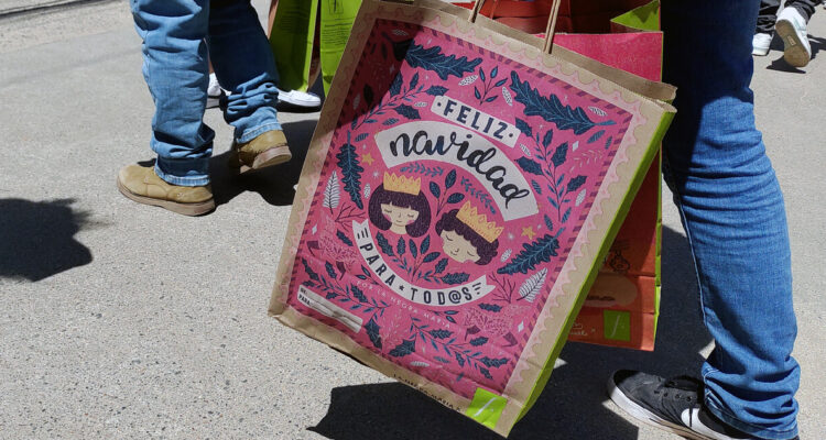 Compras y regalos de Navidad serán mucho menores este año