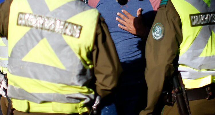 condenan a carabineros apremios ilegítimos