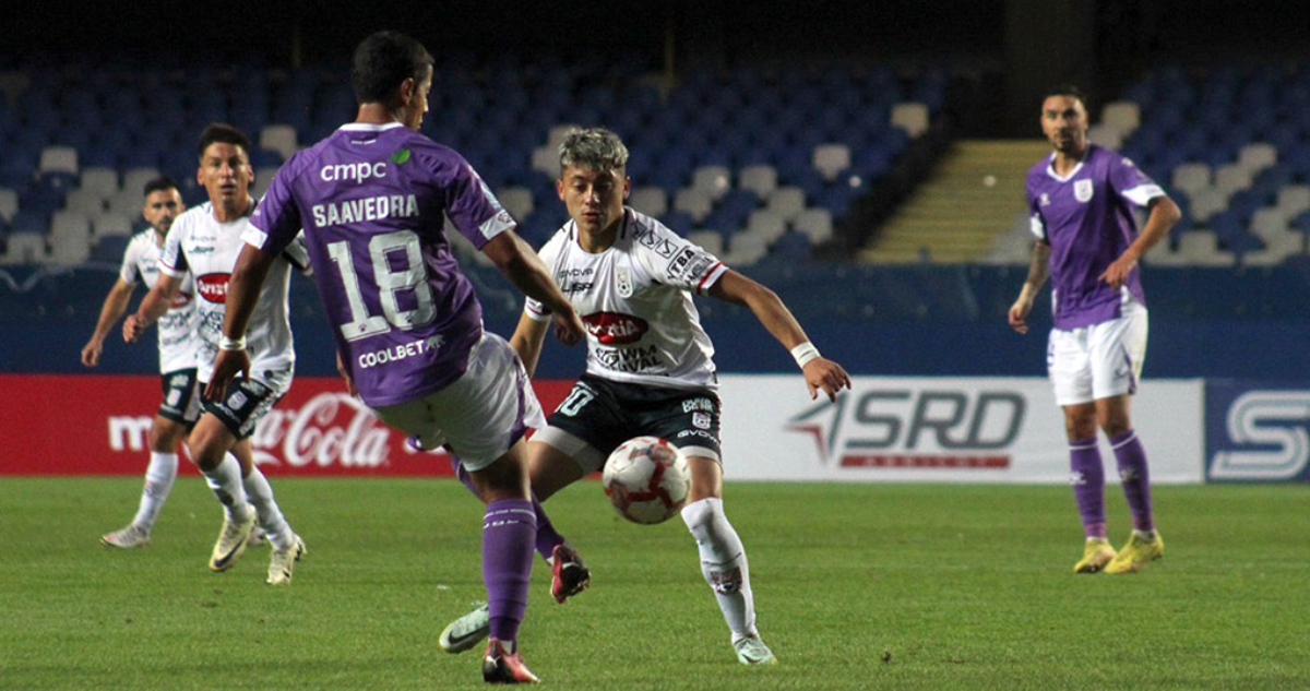 deportes-concepcion-enfrentando-a-deportes-melipilla-en-segunda-division-2024