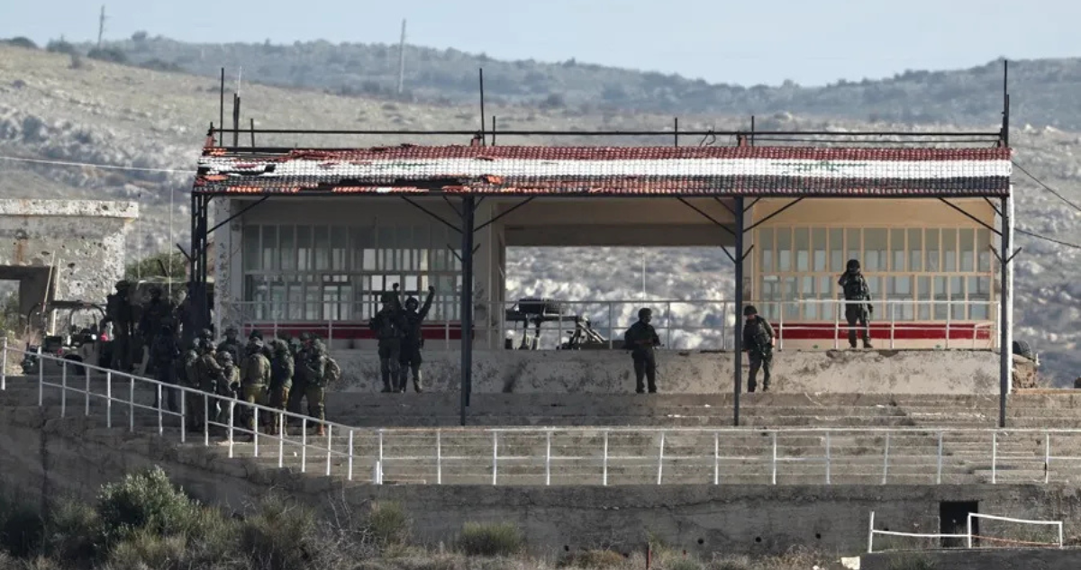 Medios reportan que Israel bombardeó los alrededores de Damasco, capital de Siria