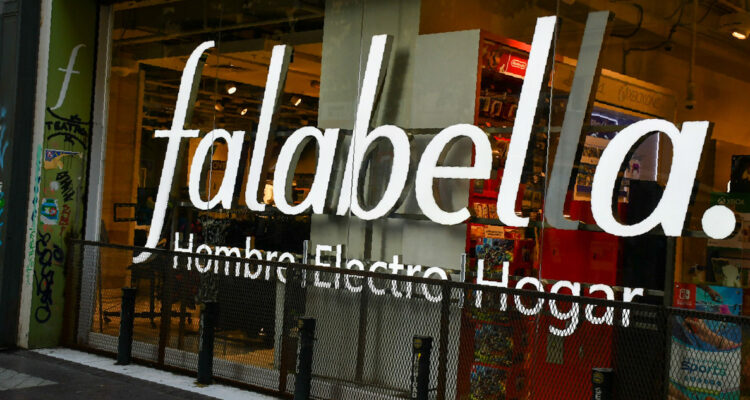 En su plan de US$650 millones: Falabella abrirá 15 tiendas en Chile, Perú y México durante el 2025