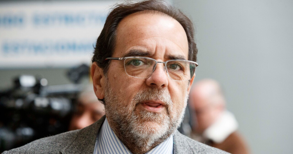 Fallida proclamación Mulet rechaza candidatura presidencial tras ser propuesto por dirigentes de FRVS